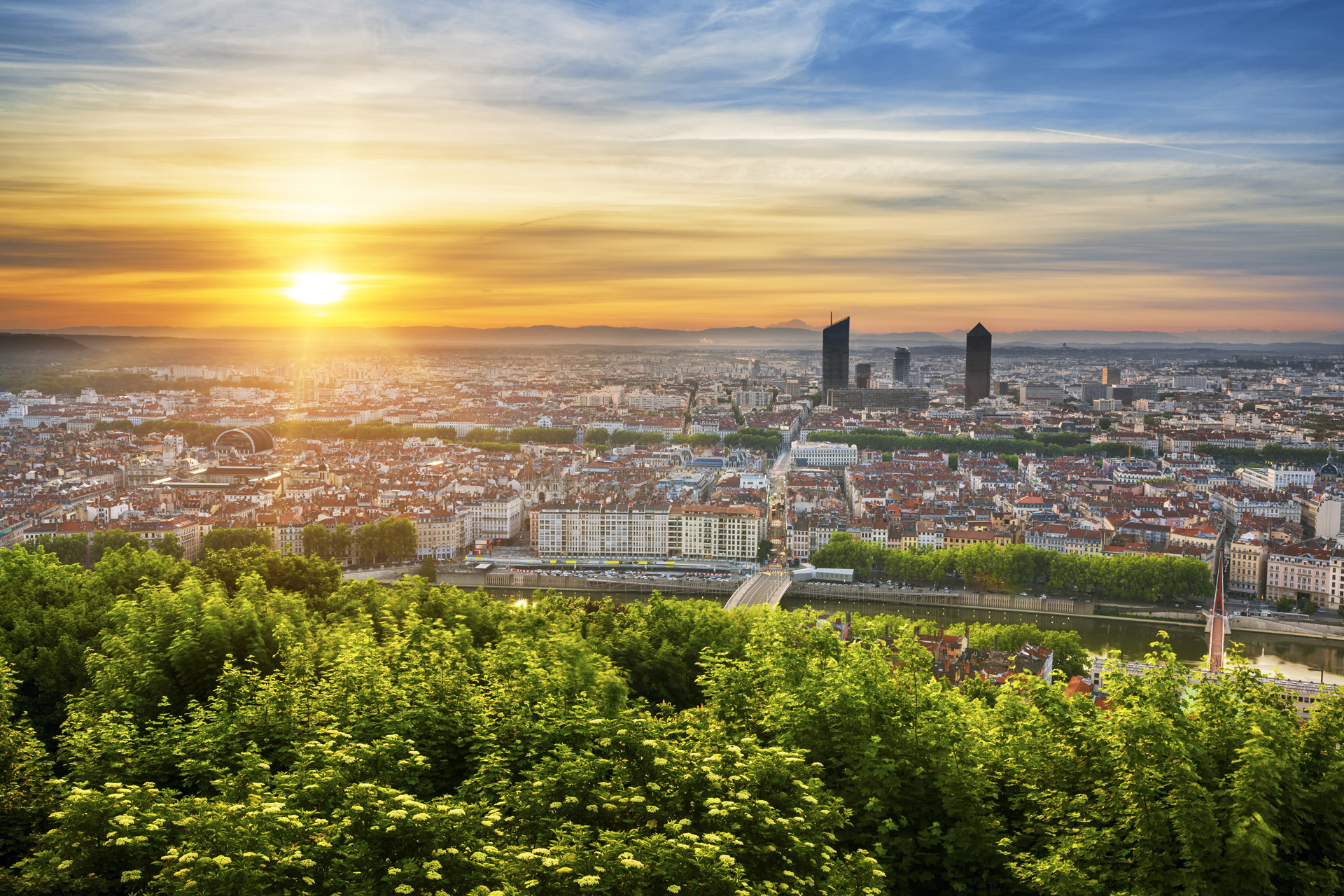 Panorama on Lyon © Frédéric Prochasson / Shutterstock 280295297