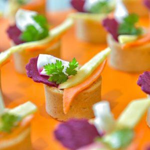 Serge Magner Traiteur - Crok pickles &copy; Jean-Luc M&egrave;ge